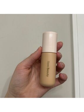 Rare Beauty Positive Light Foundation 26W